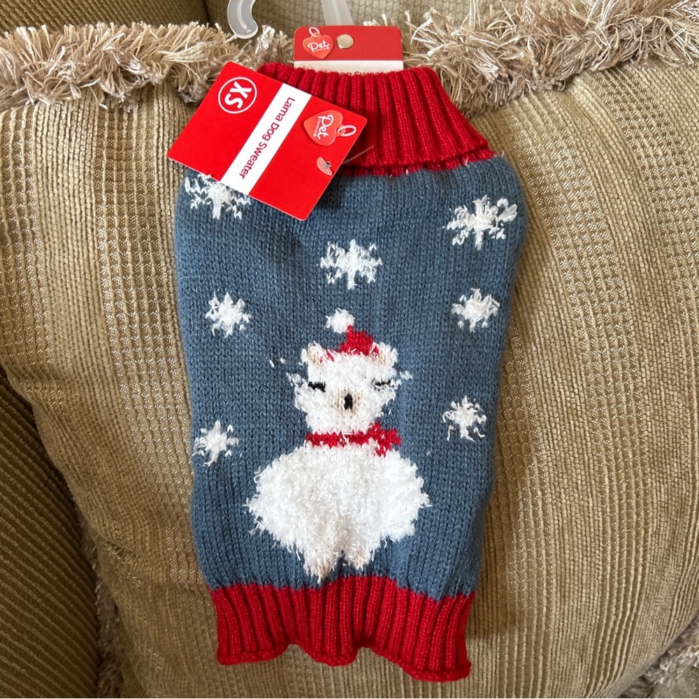 NWT PET CENTRAL Lama Holiday Christmas Dog Sweater Size XS